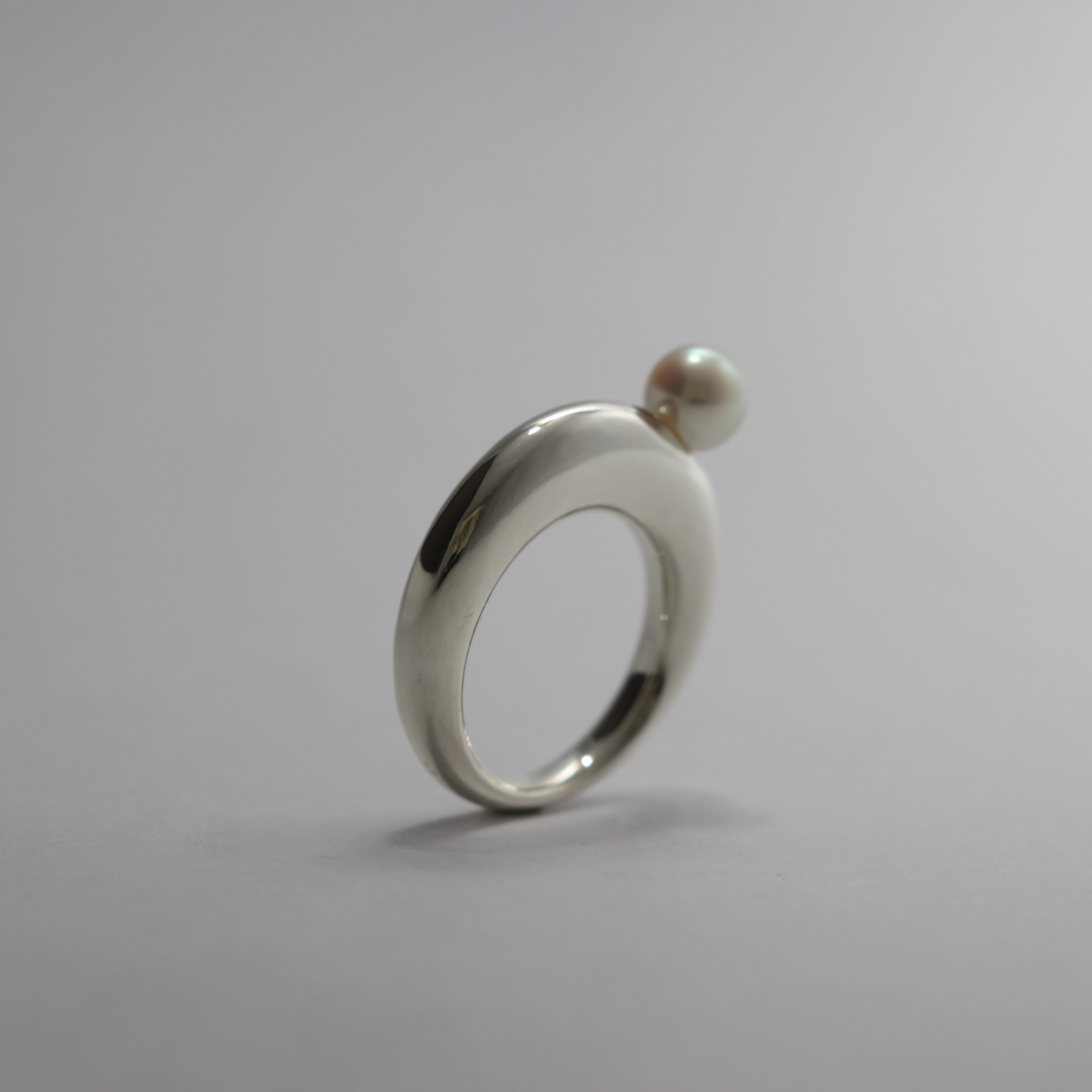 pearl-plump-hoop-ring02